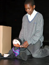Unicorn Theatre puppetry Photos © Lisa Barnard